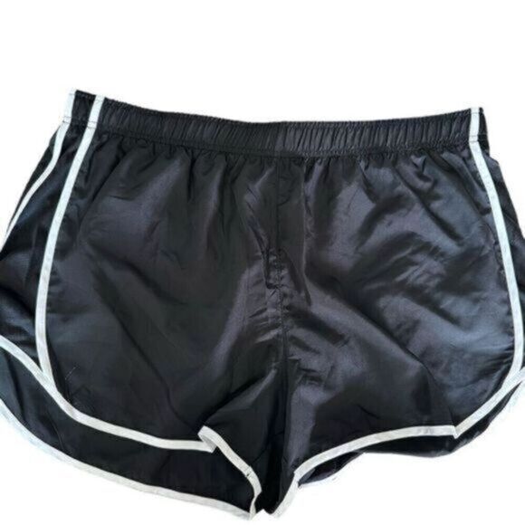 NWOT - Plus Size Women’s Athletic Running Shorts Black/White - Size XXL - Picture 1 of 4